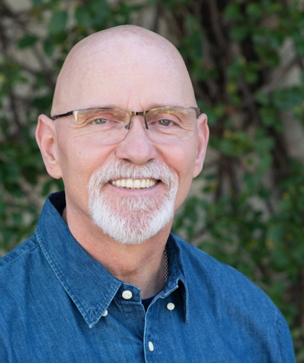 Award-winning author Kenneth Hartman hosts reading and discussion of memoir