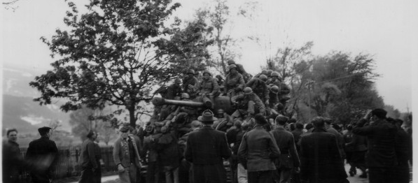 Why the Battle of Castle Itter is the strangest battle in history
