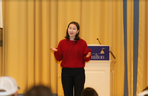 Students compete in Hamilton College&#8217;s annual Public Speaking Competition