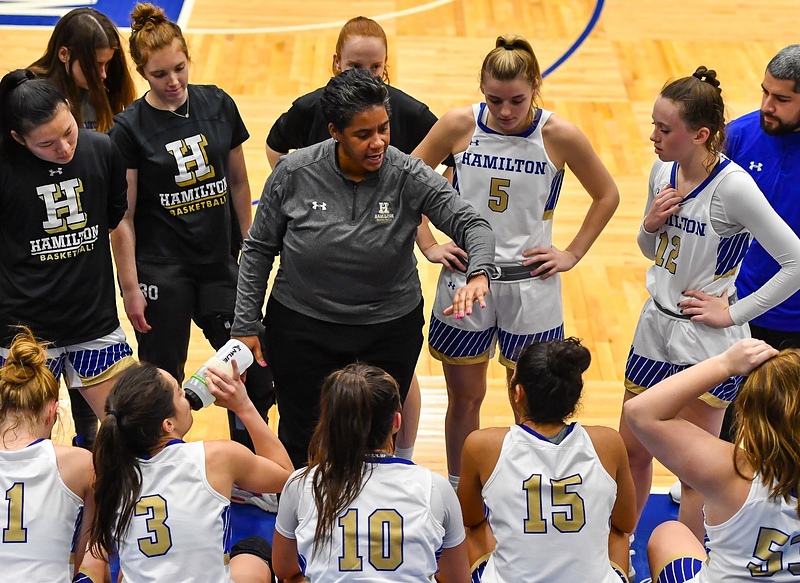 Hamilton Women&#8217;s Basketball Beats Colby