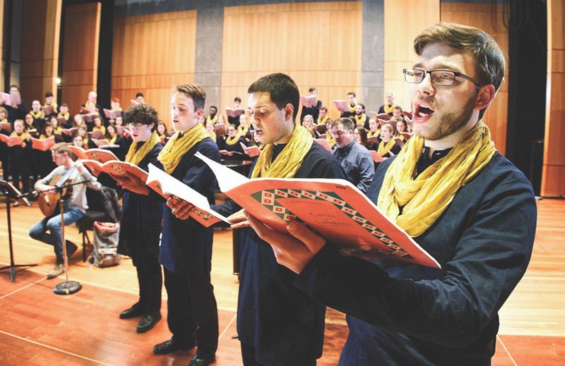 Hamilton College Choirs kick off the holiday season