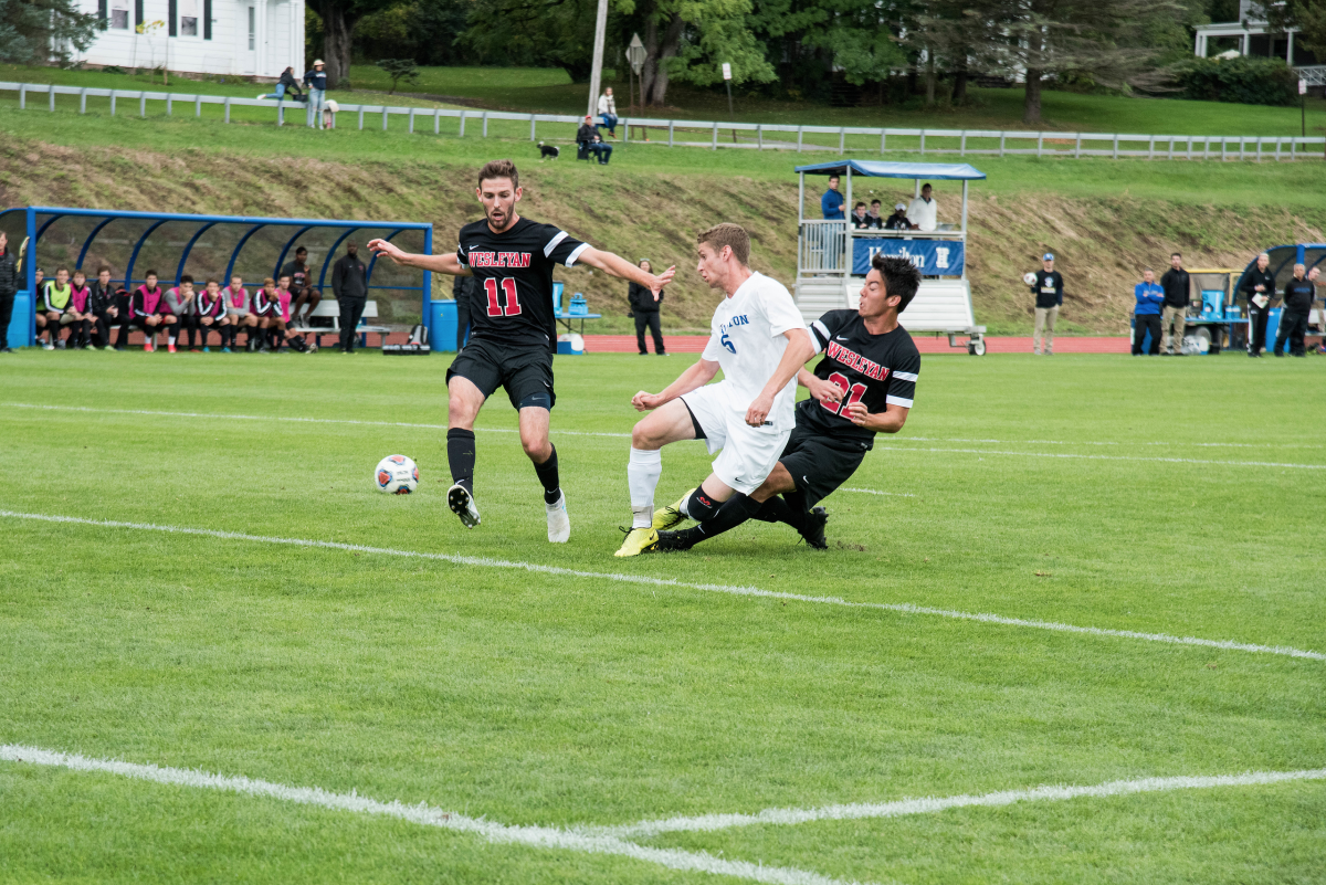 Men&#8217;s soccer fights to overtime win and hard-fought loss in tough conference games