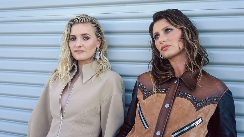 Aly & AJ Performance and Q&A Recap
