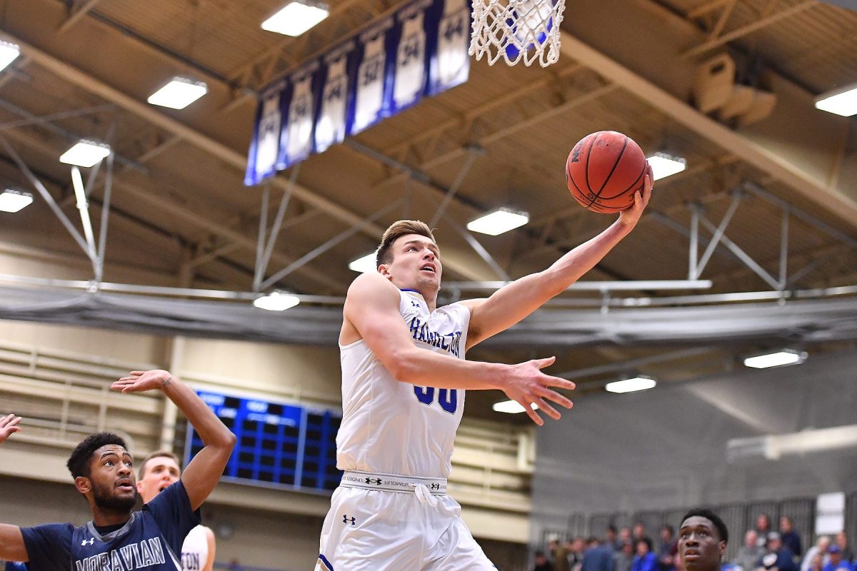 March Madness: men&#8217;s basketball sets sight on Sweet Sixteen