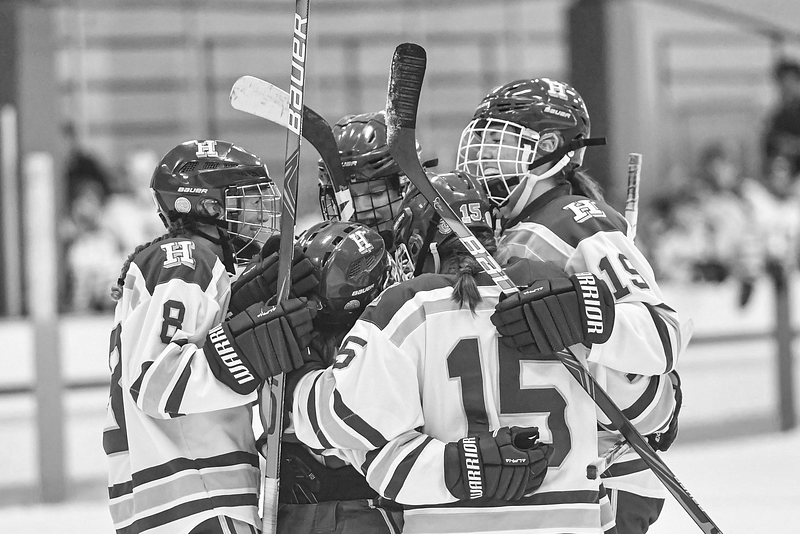 Women&#8217;s hockey starts off season with tough NESCAC opponents