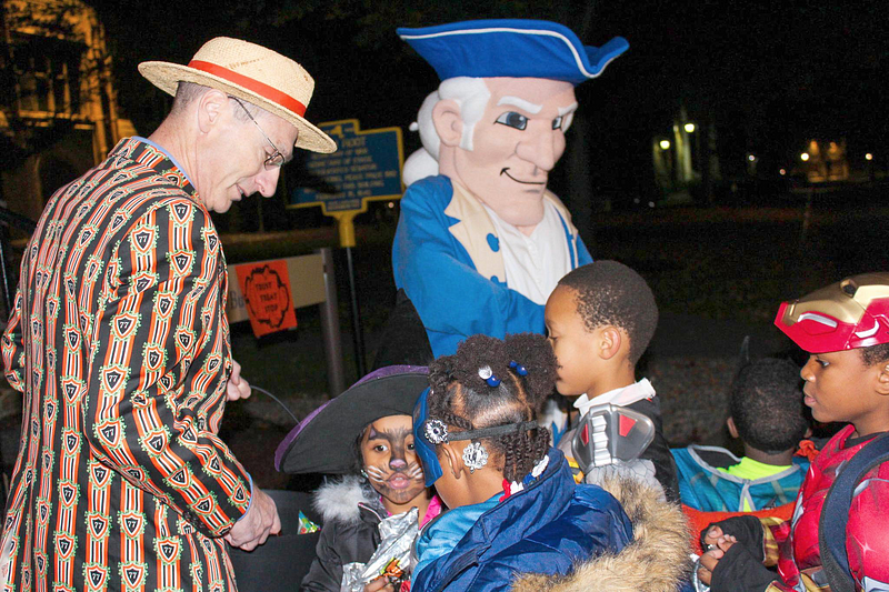Top 5: Last Minute Costumes Ideas