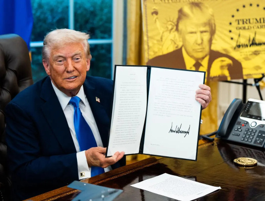 Trump is selling residency to the wealthy