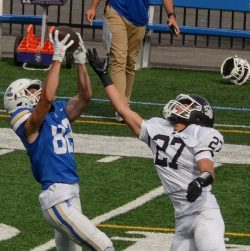 Kearns ’28 exploded for 138 yards and two touchdowns against Bowdoin. Photo Courtesy of Colin Ellis ’29